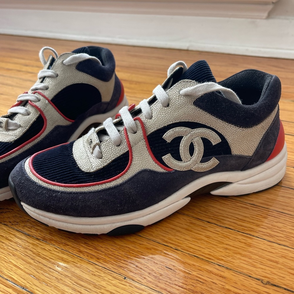 Chanel Sneakers Size 38